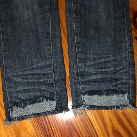 VINTAGE Refuge cropped jeans - high-low cut offs - Picture 7 of 7